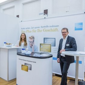 Intl. Finanzdienstleister - Neukundengewinnung Business Card